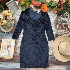 Black Swan Elegant Navy Velvet Burnout Bodycon Dress, S
